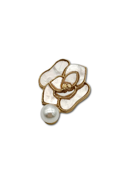 brooch