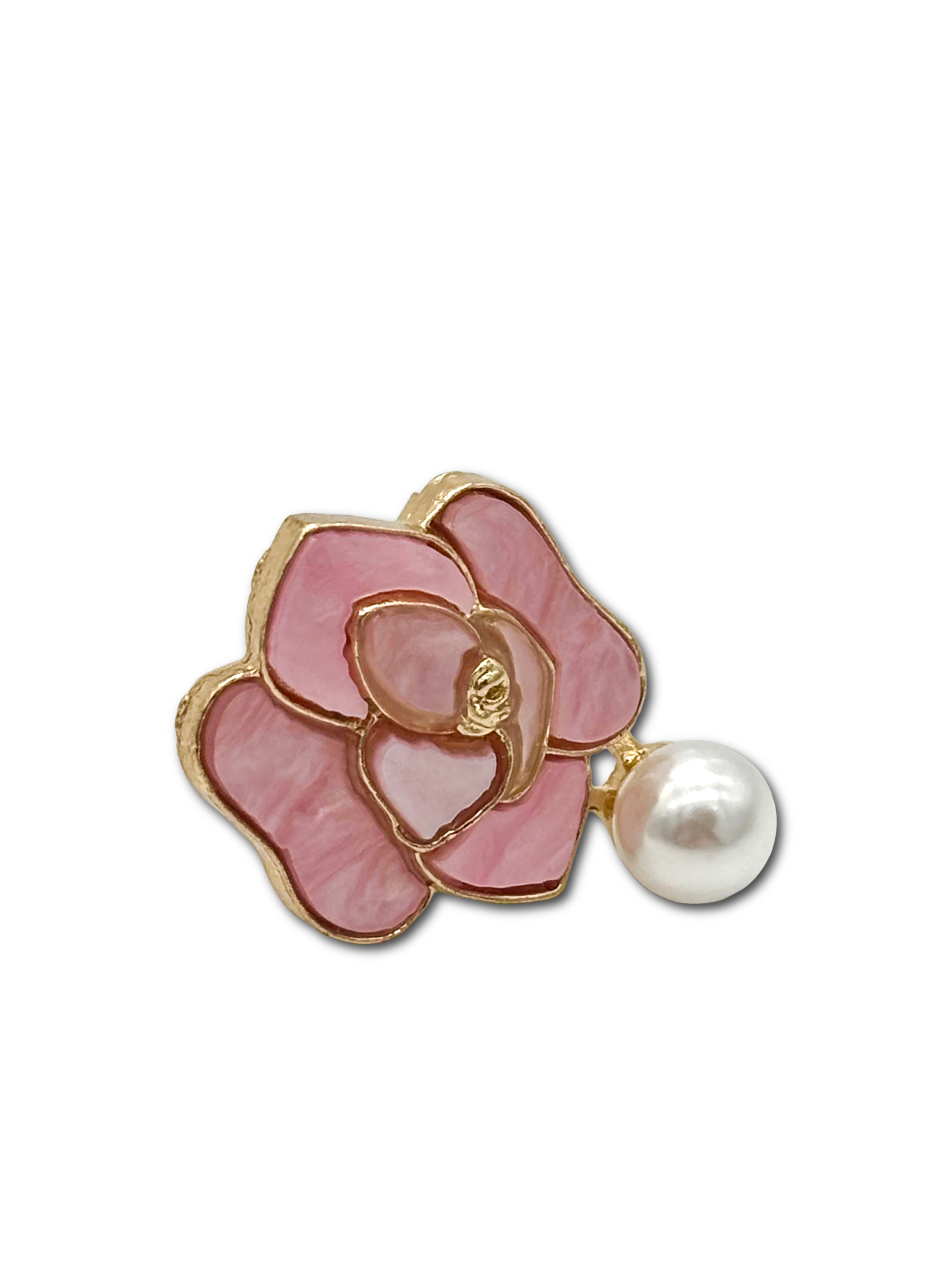 brooch